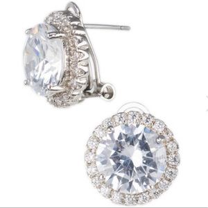🆕 CZ By Kenneth Jay Lane 15mm Halo Stud Earrings